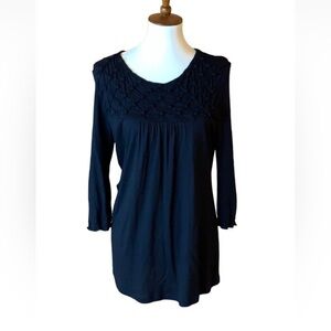 Maddi black blouse 100% viscose Size medium